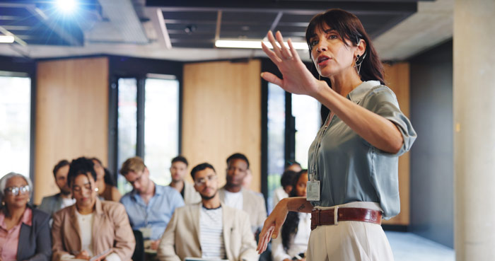 HMNY-employee-training-development-leadership-1-1